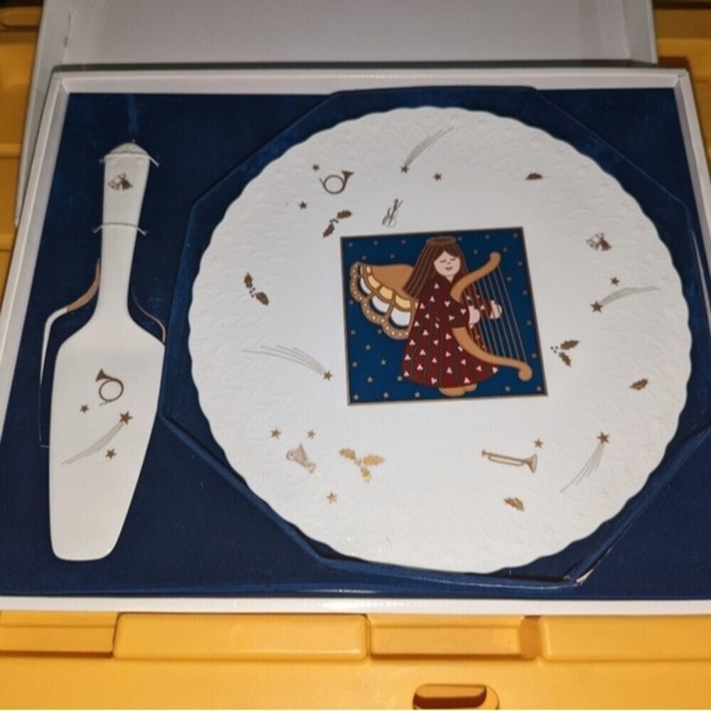 Mikasa Bone China Heavenly Joy‎ Cake Plate and Serving Spatula